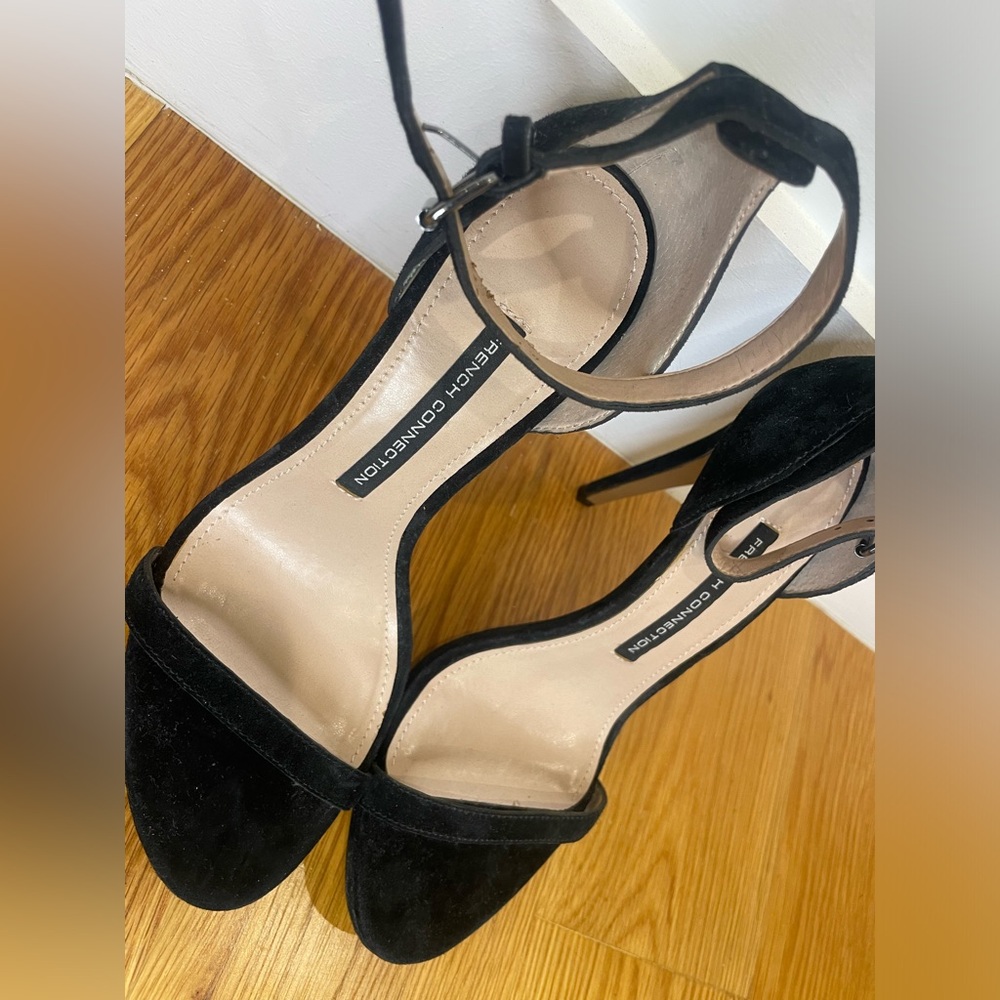 French Connection Black Suede Strappy Heel / Size 7
